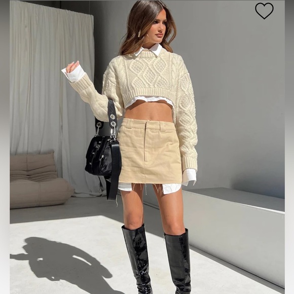 Brand new with tags Princess Polly Cropped Sweater - Picture 2 of 4